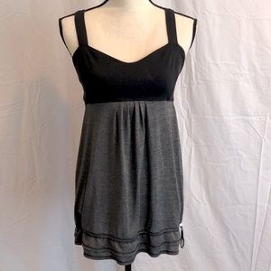 Lululemon Run back on track black tank Size 10